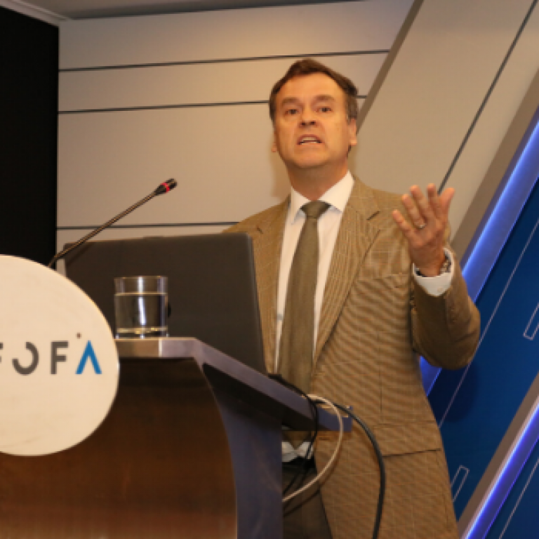 CMF, SOFOFA y el CGC UC realizan seminario sobre nuevas exigencias de información para las empresas