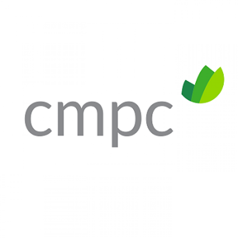 CMPC: Máquina que producirá 1,5 millones de mascarillas al mes llega a Chile