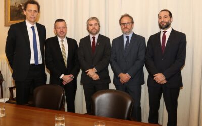 Presidente de SOFOFA se reúne con ministro de la Segpres y abordan desafíos sobre modernización del Estado