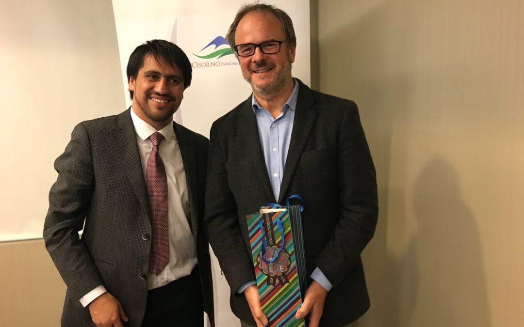 Presidente de SOFOFA participa en seminario de desarrollo y descentralización realizado en Osorno