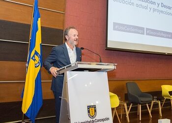 Universidad de Concepción y SOFOFA realizan Diálogo del Presente sobre “Descentralización y Desarrollo Regional”