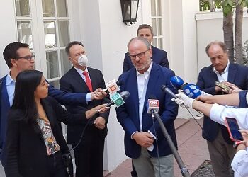 Empresarios crean fondo de emergencia para la salud de Chile #NosJugamosPorChile