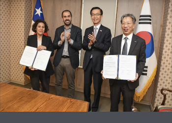 Delegación de empresarios coreanos encabezada por el ministro de Comercio, Industria y Energía de ese país visitan Chile