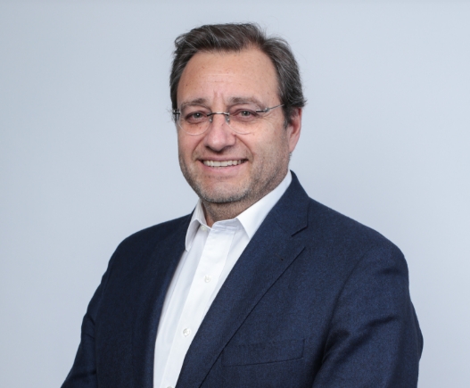 Óscar Hasbún