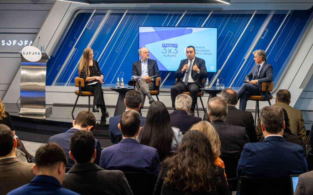 SOFOFA inicia ciclo «Trabajo 3×3» y reúne a empresarios, trabajadores y expertos en torno a la inversión como motor del empleo